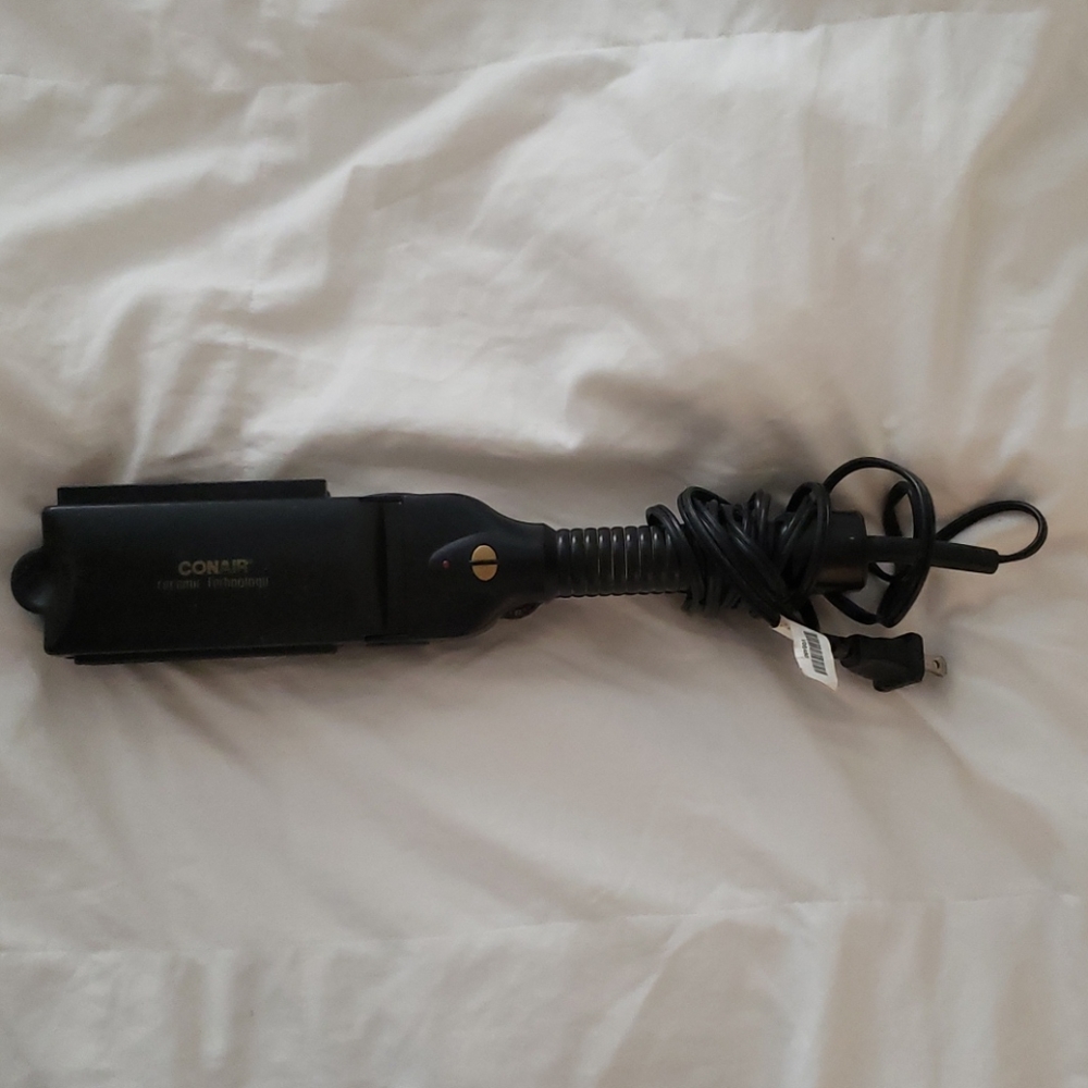 Conair Ceramic Hair Straightener - Preloved